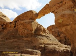 burdah-rock-bridge.2